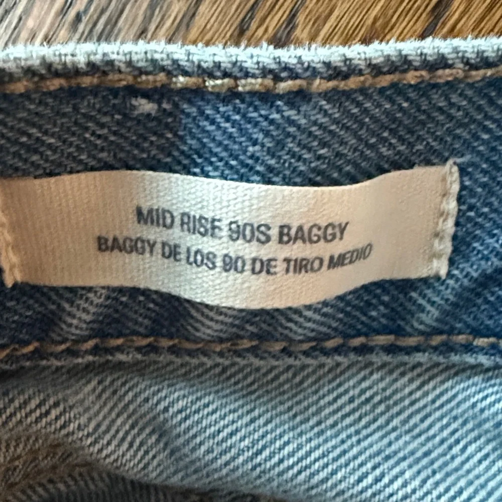 Universal Thread Light Blue Wide Leg Jeans - Picture 3 of 6